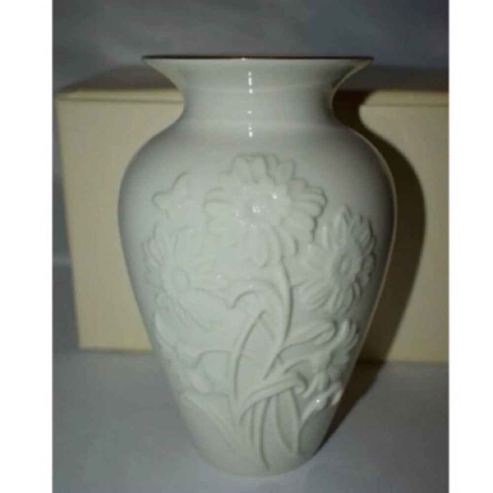 2003 Lenox Mother’s Day Vase